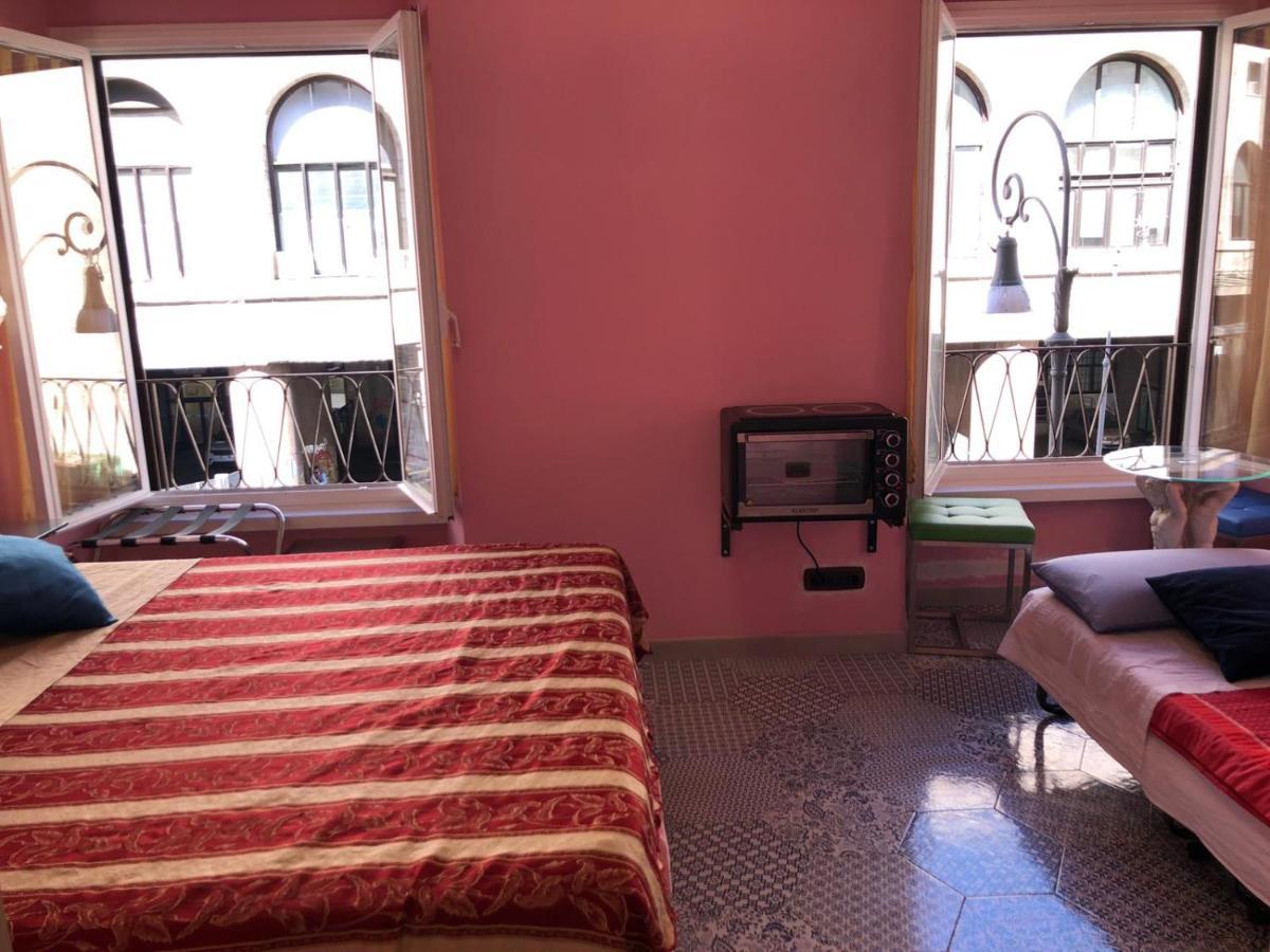 S.P.T. Bed & Breakfast Roma Eksteriør bilde